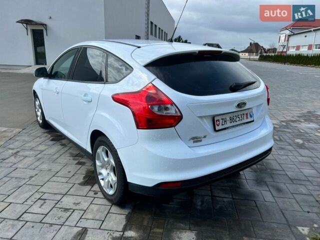 Білий Форд Фокус, об'ємом двигуна 1.6 л та пробігом 190 тис. км за 6550 $, фото 3 на Automoto.ua