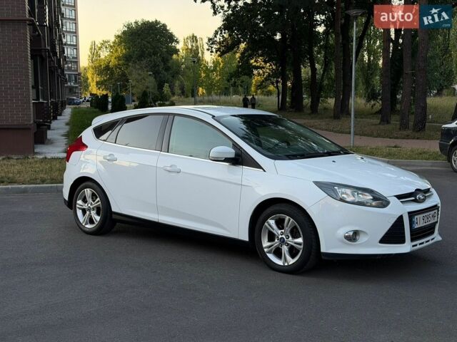Білий Форд Фокус, об'ємом двигуна 1.6 л та пробігом 271 тис. км за 5900 $, фото 4 на Automoto.ua