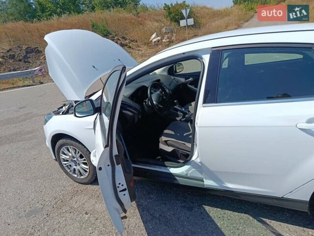 Белый Форд Фокус, объемом двигателя 1.6 л и пробегом 180 тыс. км за 8300 $, фото 20 на Automoto.ua