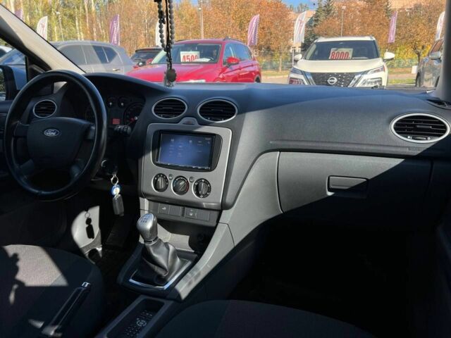 Білий Форд Фокус, об'ємом двигуна 1.4 л та пробігом 204 тис. км за 5100 $, фото 10 на Automoto.ua