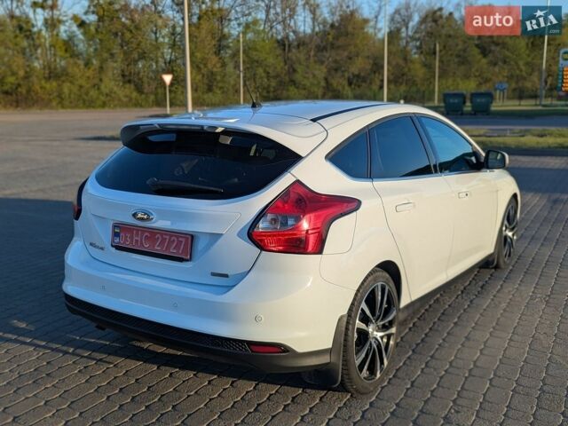 Білий Форд Фокус, об'ємом двигуна 1.6 л та пробігом 270 тис. км за 7599 $, фото 4 на Automoto.ua