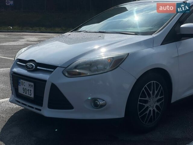 Белый Форд Фокус, объемом двигателя 2.01 л и пробегом 240 тыс. км за 6200 $, фото 4 на Automoto.ua