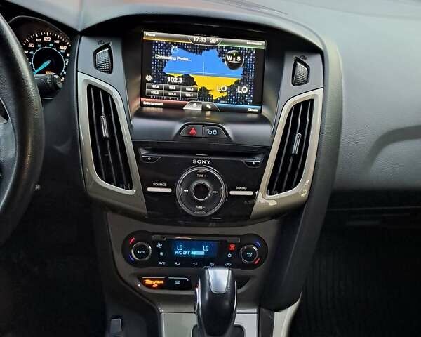 Белый Форд Фокус, объемом двигателя 2 л и пробегом 180 тыс. км за 6999 $, фото 22 на Automoto.ua
