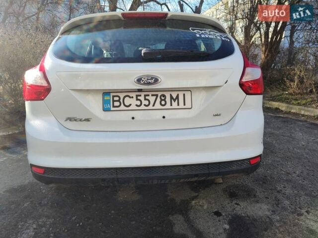 Білий Форд Фокус, об'ємом двигуна 2 л та пробігом 303 тис. км за 6700 $, фото 6 на Automoto.ua