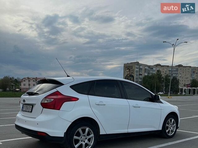 Белый Форд Фокус, объемом двигателя 1.6 л и пробегом 132 тыс. км за 6900 $, фото 4 на Automoto.ua