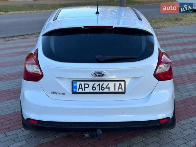 Белый Форд Фокус, объемом двигателя 1.6 л и пробегом 223 тыс. км за 7500 $, фото 6 на Automoto.ua