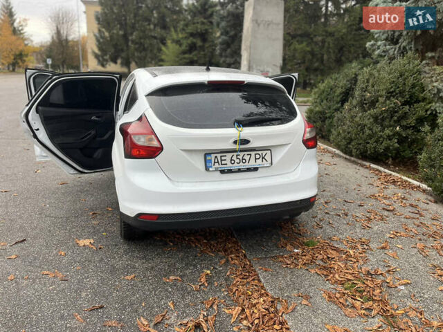 Белый Форд Фокус, объемом двигателя 1.6 л и пробегом 223 тыс. км за 7300 $, фото 1 на Automoto.ua