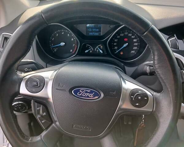 Білий Форд Фокус, об'ємом двигуна 1.6 л та пробігом 96 тис. км за 8300 $, фото 19 на Automoto.ua