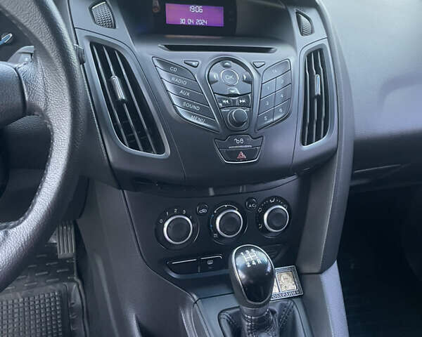 Білий Форд Фокус, об'ємом двигуна 1.6 л та пробігом 192 тис. км за 6850 $, фото 9 на Automoto.ua