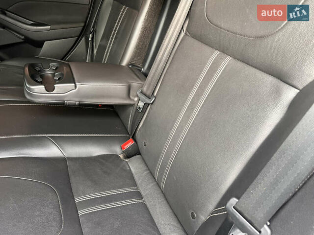 Білий Форд Фокус, об'ємом двигуна 2 л та пробігом 250 тис. км за 7300 $, фото 12 на Automoto.ua