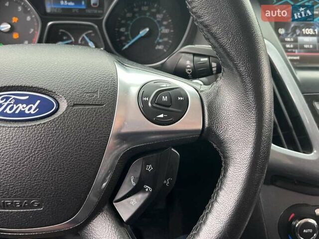 Белый Форд Фокус, объемом двигателя 2 л и пробегом 280 тыс. км за 7990 $, фото 17 на Automoto.ua