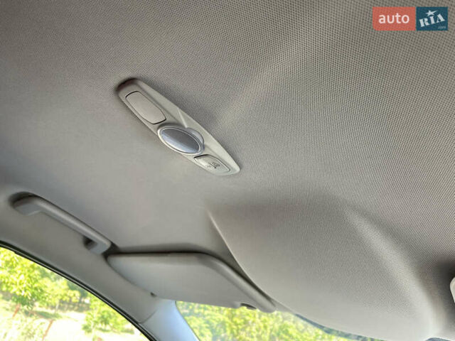 Белый Форд Фокус, объемом двигателя 1.6 л и пробегом 135 тыс. км за 7900 $, фото 11 на Automoto.ua