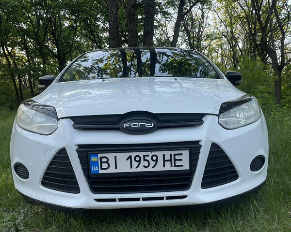 Білий Форд Фокус, об'ємом двигуна 1.6 л та пробігом 192 тис. км за 7900 $, фото 3 на Automoto.ua