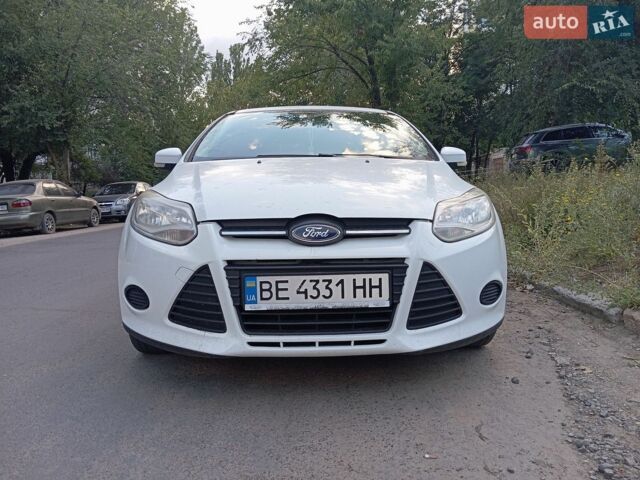Білий Форд Фокус, об'ємом двигуна 1.6 л та пробігом 211 тис. км за 7500 $, фото 1 на Automoto.ua