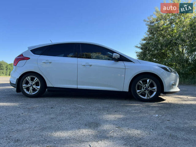 Білий Форд Фокус, об'ємом двигуна 1.6 л та пробігом 199 тис. км за 7700 $, фото 6 на Automoto.ua