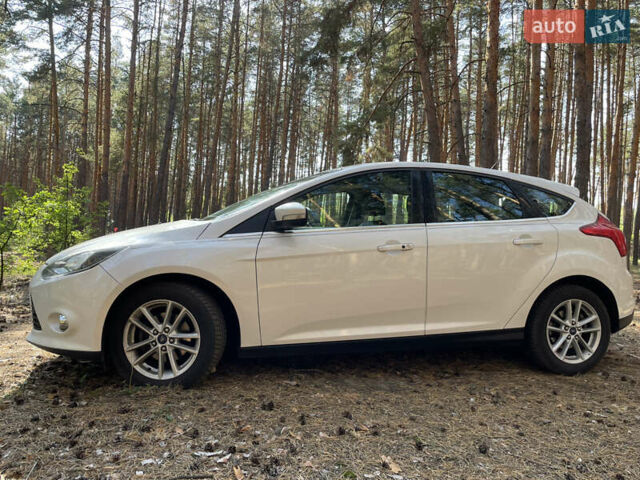 Білий Форд Фокус, об'ємом двигуна 2 л та пробігом 217 тис. км за 8600 $, фото 13 на Automoto.ua