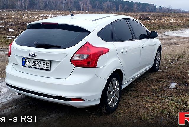 Білий Форд Фокус, об'ємом двигуна 1.6 л та пробігом 184 тис. км за 7000 $, фото 5 на Automoto.ua