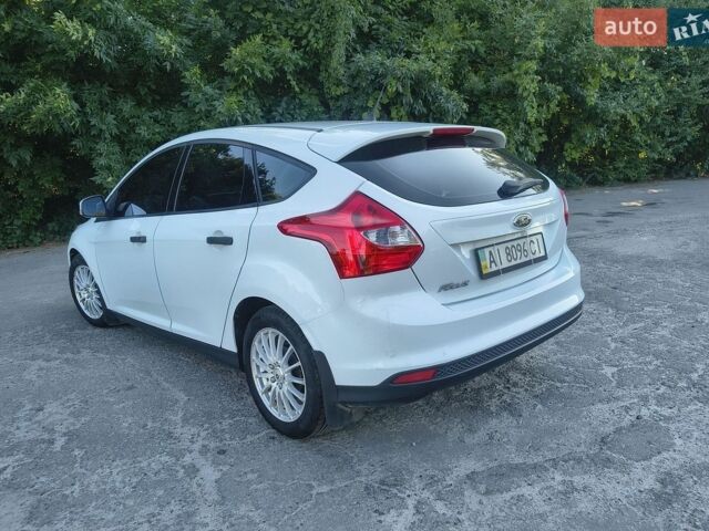 Білий Форд Фокус, об'ємом двигуна 1.6 л та пробігом 210 тис. км за 7300 $, фото 3 на Automoto.ua