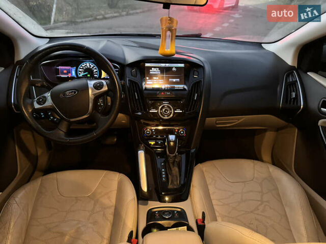 Белый Форд Фокус, объемом двигателя 0 л и пробегом 138 тыс. км за 7999 $, фото 18 на Automoto.ua