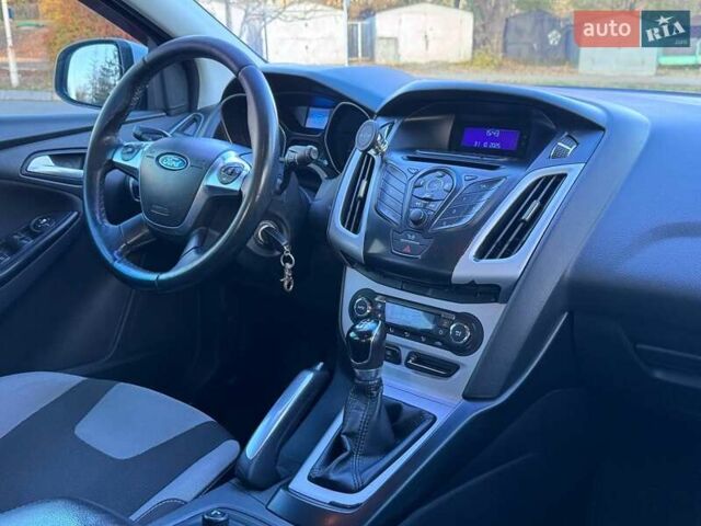 Белый Форд Фокус, объемом двигателя 1.6 л и пробегом 223 тыс. км за 7500 $, фото 8 на Automoto.ua