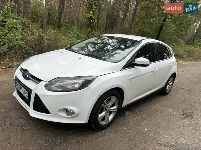Белый Форд Фокус, объемом двигателя 1.6 л и пробегом 168 тыс. км за 5300 $, фото 1 на Automoto.ua