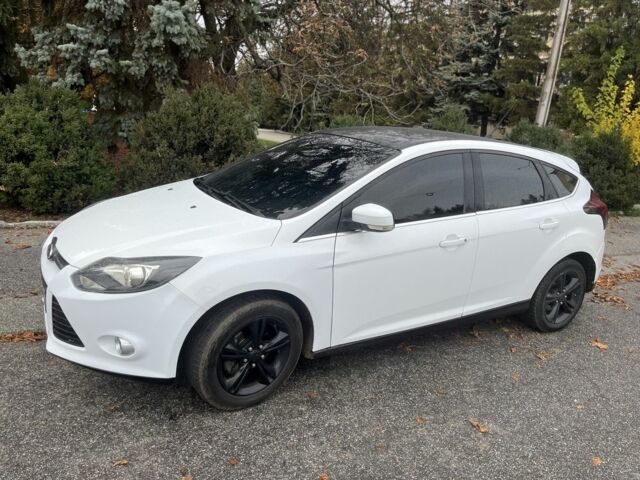 Білий Форд Фокус, об'ємом двигуна 1.6 л та пробігом 232 тис. км за 7200 $, фото 2 на Automoto.ua