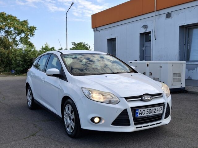 Білий Форд Фокус, об'ємом двигуна 1.6 л та пробігом 230 тис. км за 5598 $, фото 4 на Automoto.ua