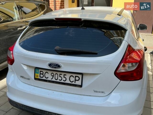 Белый Форд Фокус, объемом двигателя 1.6 л и пробегом 133 тыс. км за 8000 $, фото 10 на Automoto.ua