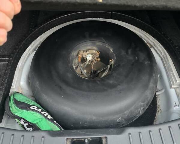 Белый Форд Фокус, объемом двигателя 1.6 л и пробегом 160 тыс. км за 6500 $, фото 6 на Automoto.ua