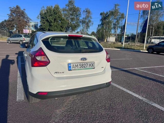 Білий Форд Фокус, об'ємом двигуна 1.6 л та пробігом 172 тис. км за 6000 $, фото 2 на Automoto.ua