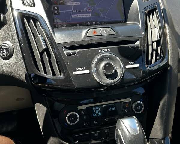 Білий Форд Фокус, об'ємом двигуна 0 л та пробігом 130 тис. км за 9000 $, фото 12 на Automoto.ua