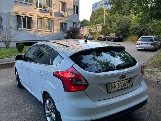 Белый Форд Фокус, объемом двигателя 1.6 л и пробегом 131 тыс. км за 6500 $, фото 11 на Automoto.ua