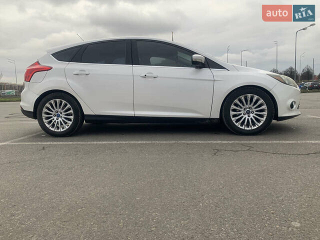 Білий Форд Фокус, об'ємом двигуна 2 л та пробігом 277 тис. км за 7999 $, фото 19 на Automoto.ua
