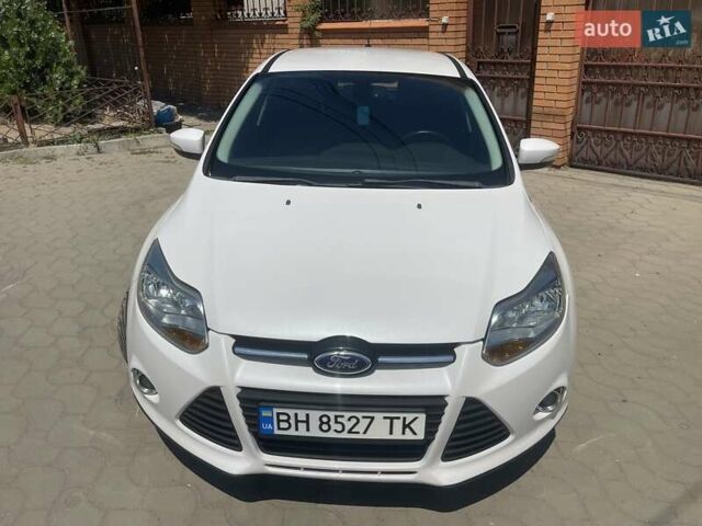 Білий Форд Фокус, об'ємом двигуна 2 л та пробігом 365 тис. км за 8500 $, фото 12 на Automoto.ua