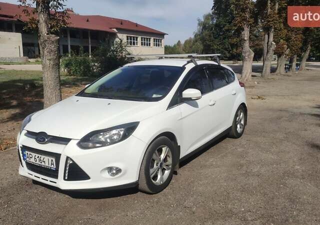 Білий Форд Фокус, об'ємом двигуна 1.6 л та пробігом 221 тис. км за 7500 $, фото 3 на Automoto.ua