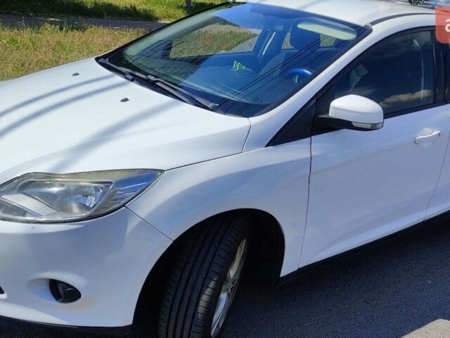Білий Форд Фокус, об'ємом двигуна 1.6 л та пробігом 560 тис. км за 5300 $, фото 2 на Automoto.ua