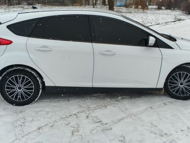 Білий Форд Фокус, об'ємом двигуна 1.6 л та пробігом 290 тис. км за 5800 $, фото 6 на Automoto.ua