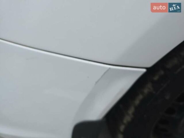 Белый Форд Фокус, объемом двигателя 1.6 л и пробегом 160 тыс. км за 6500 $, фото 14 на Automoto.ua