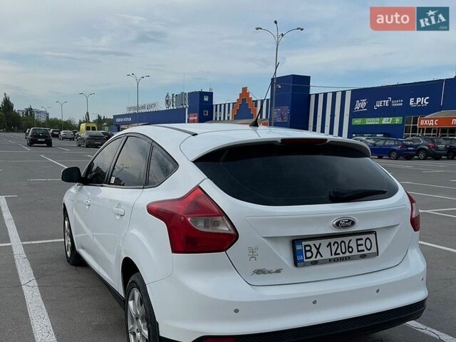 Белый Форд Фокус, объемом двигателя 1.6 л и пробегом 132 тыс. км за 6900 $, фото 7 на Automoto.ua