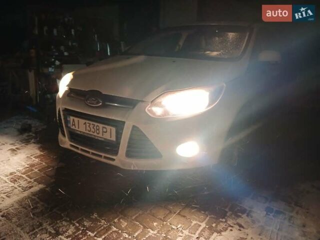 Білий Форд Фокус, об'ємом двигуна 1.49 л та пробігом 210 тис. км за 6700 $, фото 6 на Automoto.ua