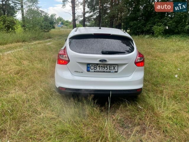 Білий Форд Фокус, об'ємом двигуна 1.6 л та пробігом 293 тис. км за 6500 $, фото 3 на Automoto.ua