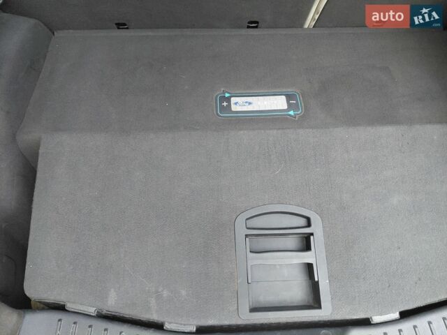 Белый Форд Фокус, объемом двигателя 0 л и пробегом 130 тыс. км за 7999 $, фото 38 на Automoto.ua