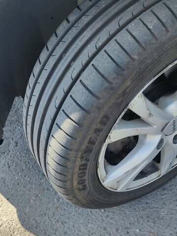 Белый Форд Фокус, объемом двигателя 1.6 л и пробегом 560 тыс. км за 5500 $, фото 8 на Automoto.ua