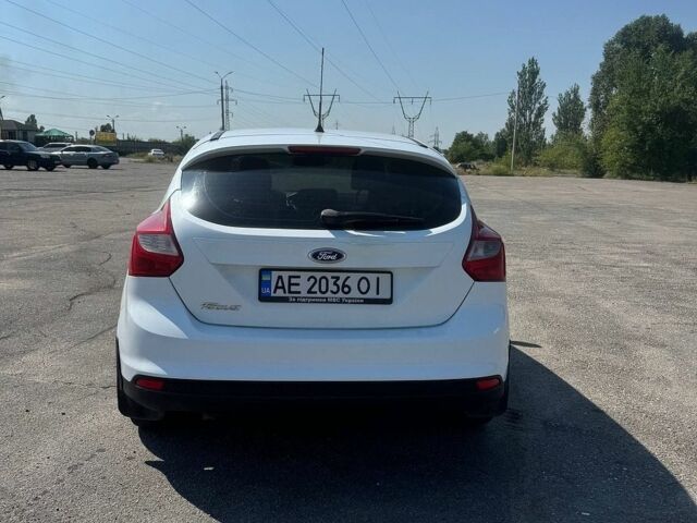 Білий Форд Фокус, об'ємом двигуна 1.6 л та пробігом 224 тис. км за 5900 $, фото 3 на Automoto.ua