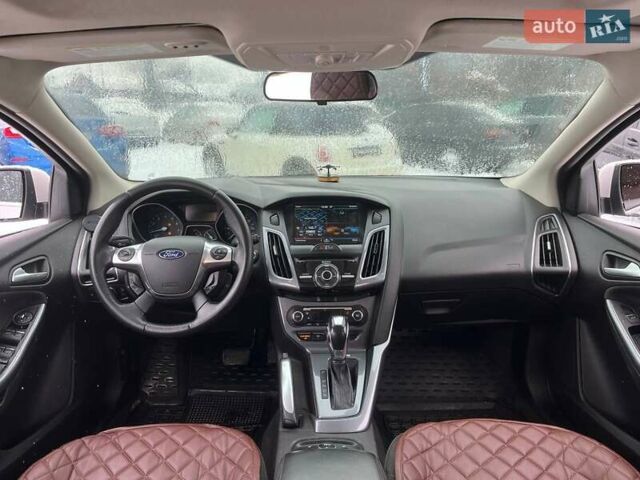 Белый Форд Фокус, объемом двигателя 2 л и пробегом 280 тыс. км за 7990 $, фото 12 на Automoto.ua