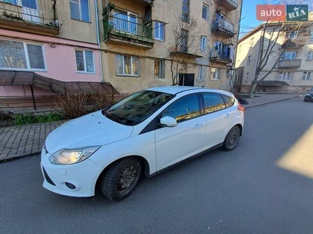 Белый Форд Фокус, объемом двигателя 1.6 л и пробегом 207 тыс. км за 7200 $, фото 4 на Automoto.ua