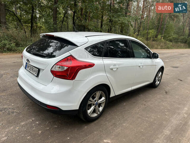 Белый Форд Фокус, объемом двигателя 1.6 л и пробегом 168 тыс. км за 5300 $, фото 9 на Automoto.ua