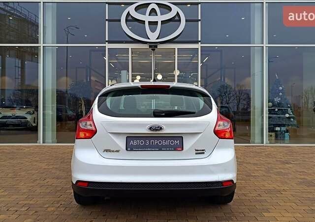 Білий Форд Фокус, об'ємом двигуна 1 л та пробігом 152 тис. км за 6630 $, фото 3 на Automoto.ua