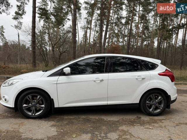 Белый Форд Фокус, объемом двигателя 1 л и пробегом 104 тыс. км за 7200 $, фото 6 на Automoto.ua