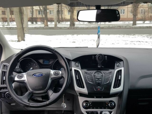 Білий Форд Фокус, об'ємом двигуна 1 л та пробігом 120 тис. км за 6500 $, фото 21 на Automoto.ua